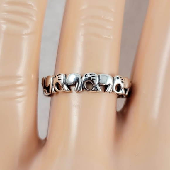 Sterling Silver Elephant Eternity Band - Picture 5 of 13